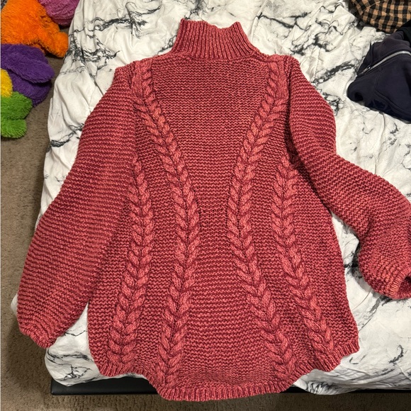 Free people sweater dress. Super heavy duty knit fabric. Size small. Berry color - Picture 2 of 4